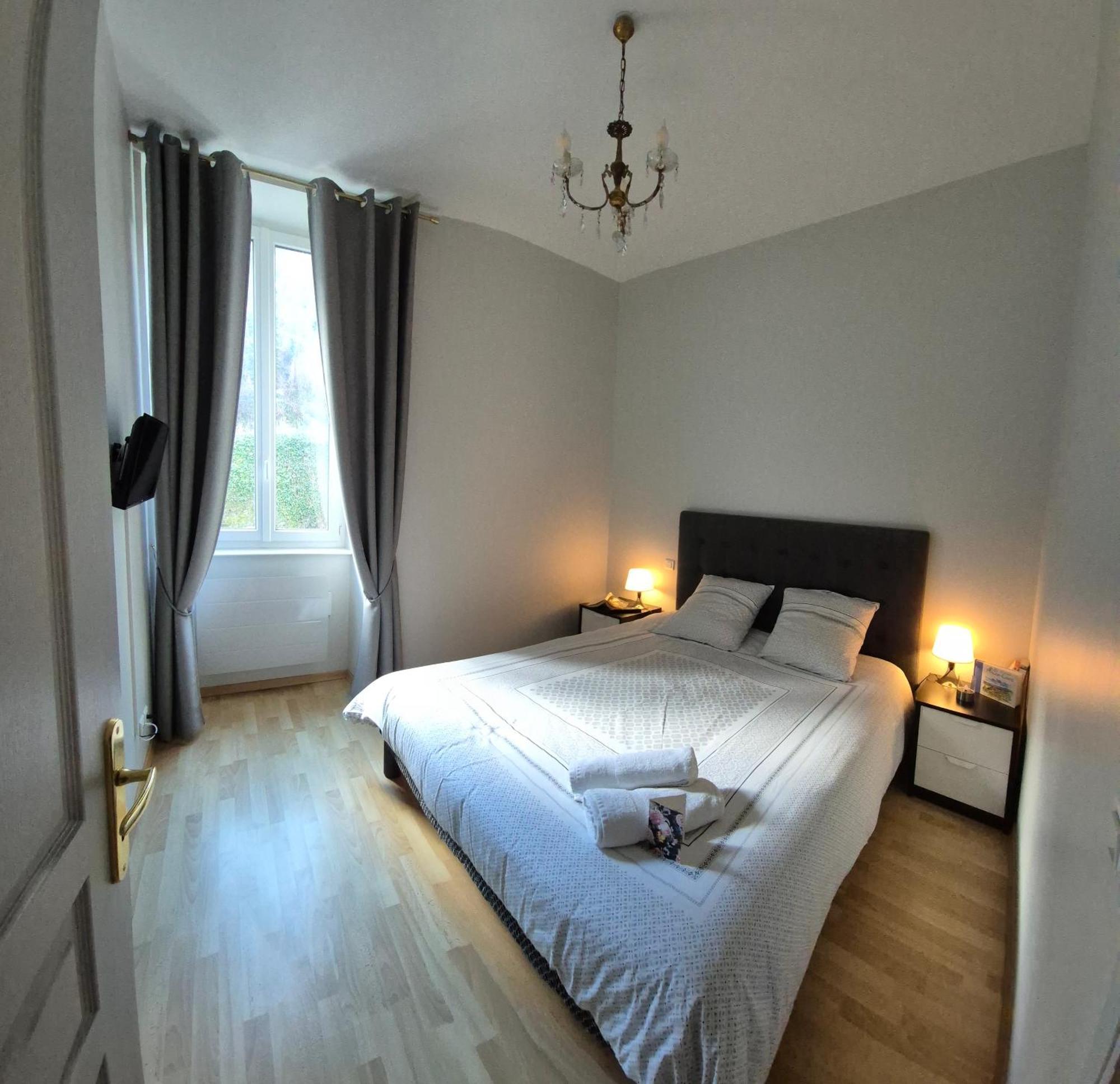 St Nectaire- Terrasse Privee- 4 Personnes Apartment Saint-Nectaire